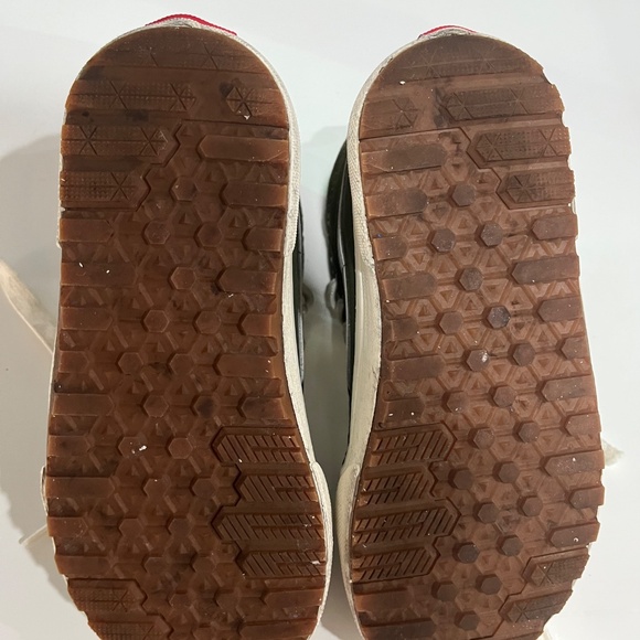 Vans - Picture 10 of 10